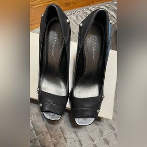 BCBGeneration-Black pumps